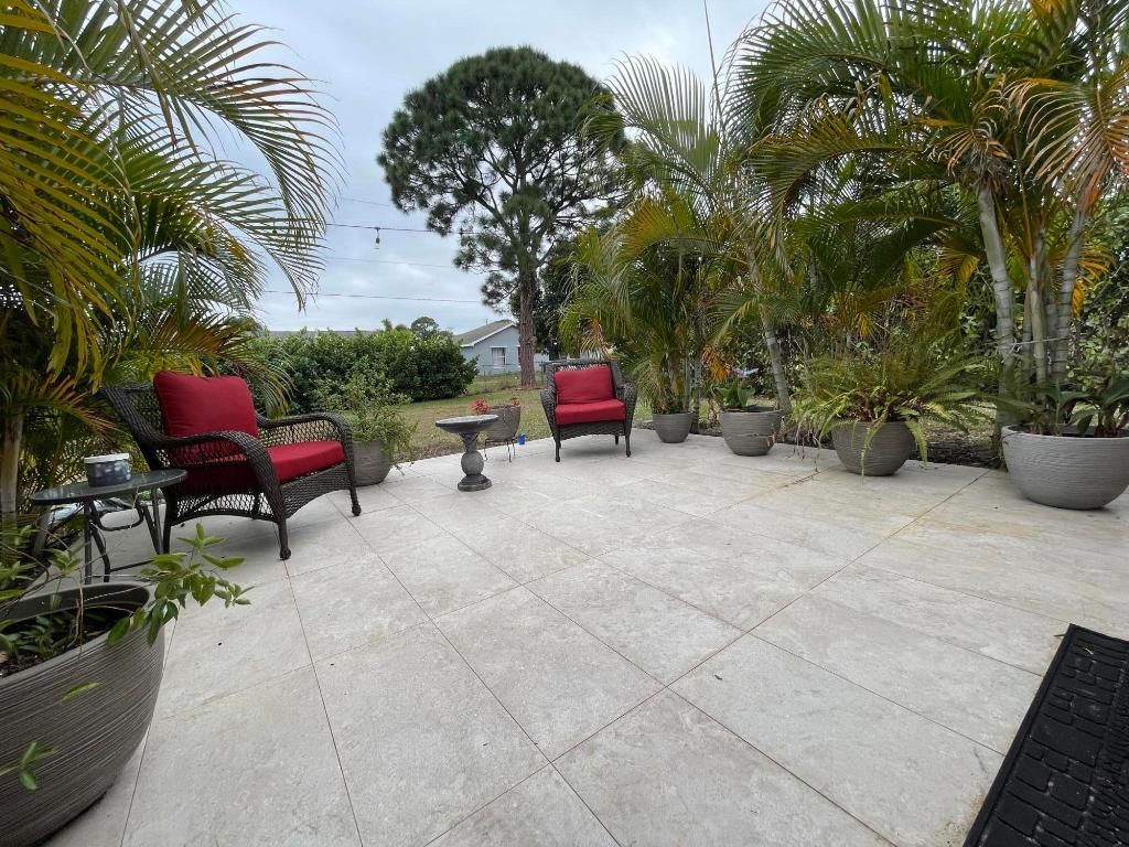 444 SW Exmore Avenue, Port Saint Lucie, FL 34983 Photo