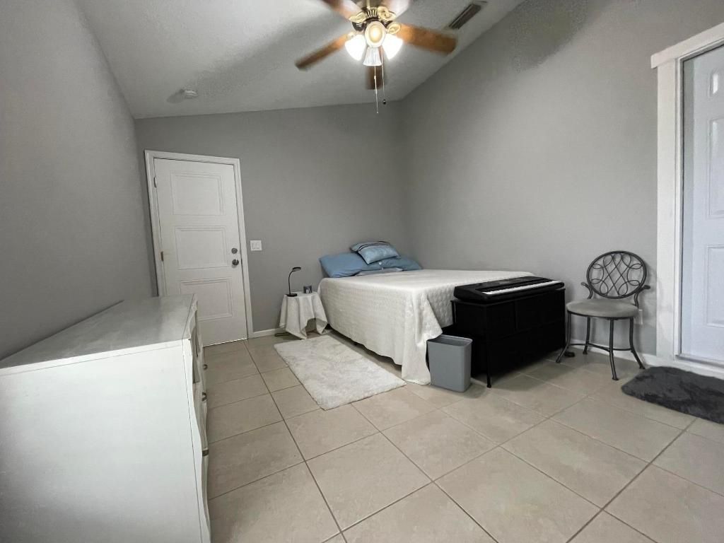 444 SW Exmore Avenue, Port Saint Lucie, FL 34983 Photo