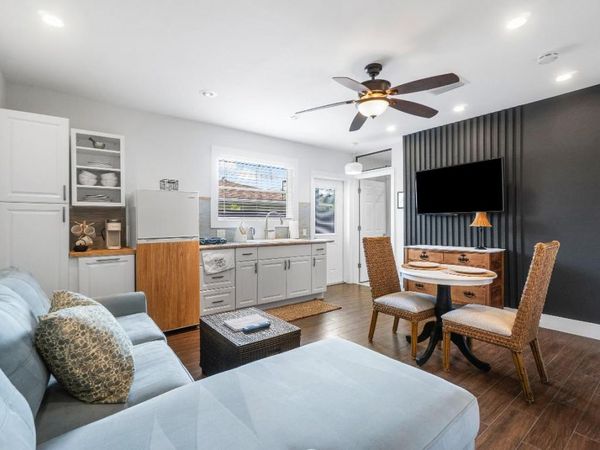 43 W Plumosa Lane, Unit Studio, Greenacres, FL 33467