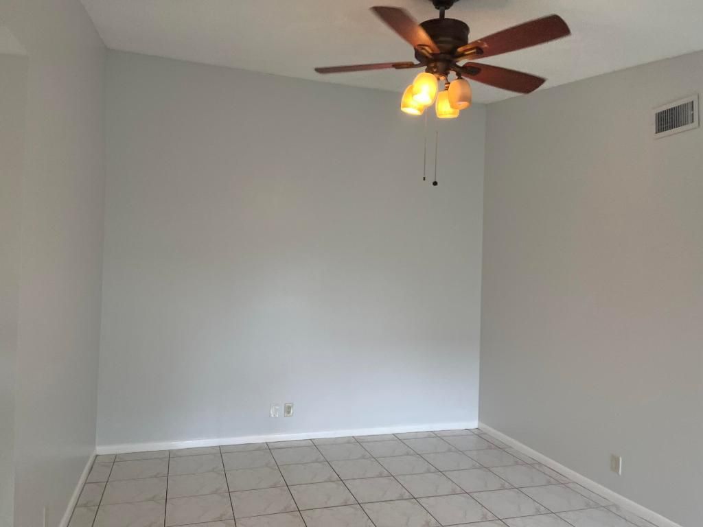 2103 Waterview Circle, Palm Springs, FL 33461 Photo