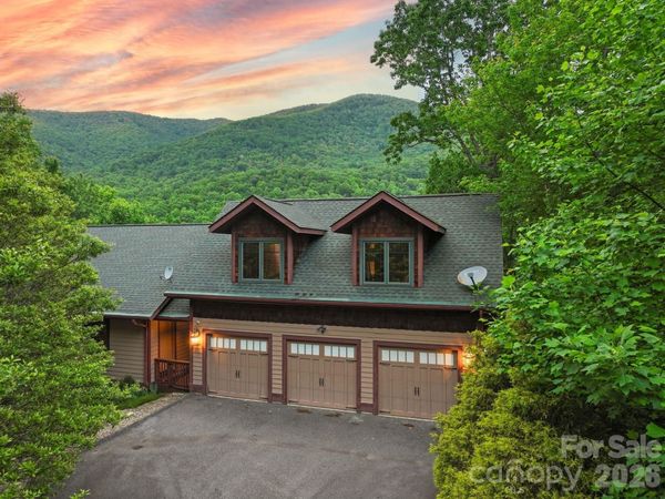 39 Great Aspen Way, Black Mountain, NC 28711