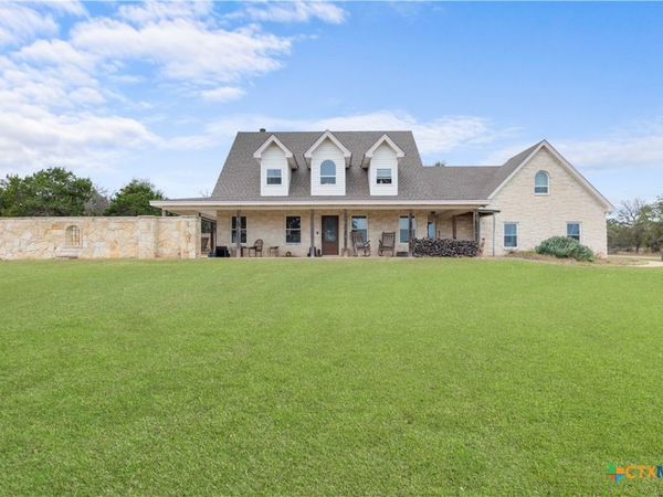 8901 Brewer Lane, Salado, TX 76571