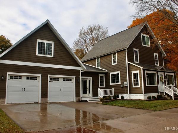 415 Kearsarge Street, Laurium, MI 49913