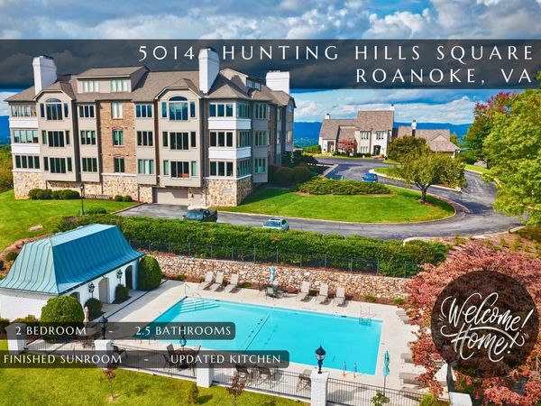 5014 Hunting Hills SQ , Roanoke, VA 24018
