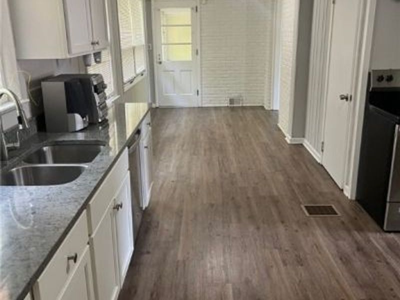 5284 Wilson Mills Road, Richmond Heights, OH 44143 Photo 11