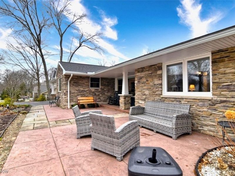 24181 Bryden Road, Beachwood, OH 44122 Photo 5