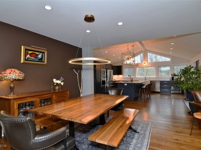 24181 Bryden Road, Beachwood, OH 44122 Photo 9