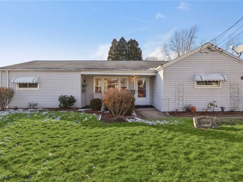 472 Stephens Road, Akron, OH 44312 Photo 1