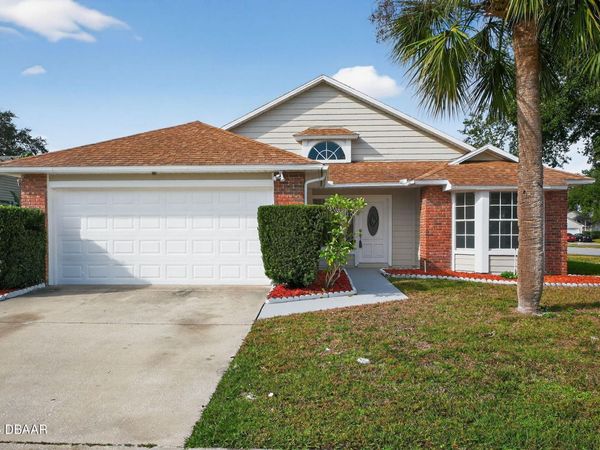 233 S Aberdeen Circle, Sanford, FL 32773