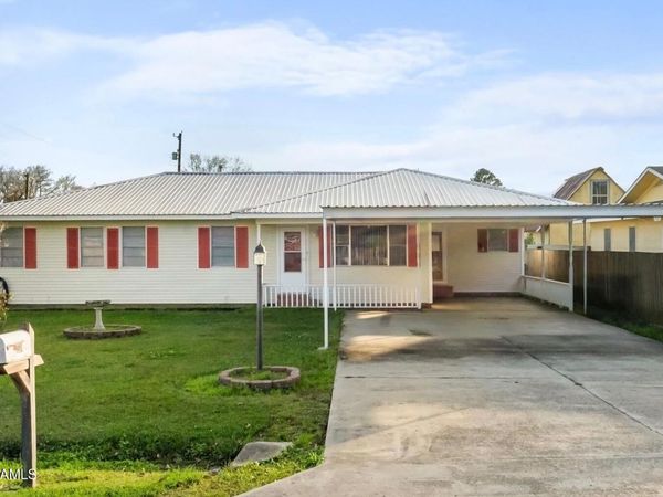 234 Magnolia Street, Opelousas, LA 70570
