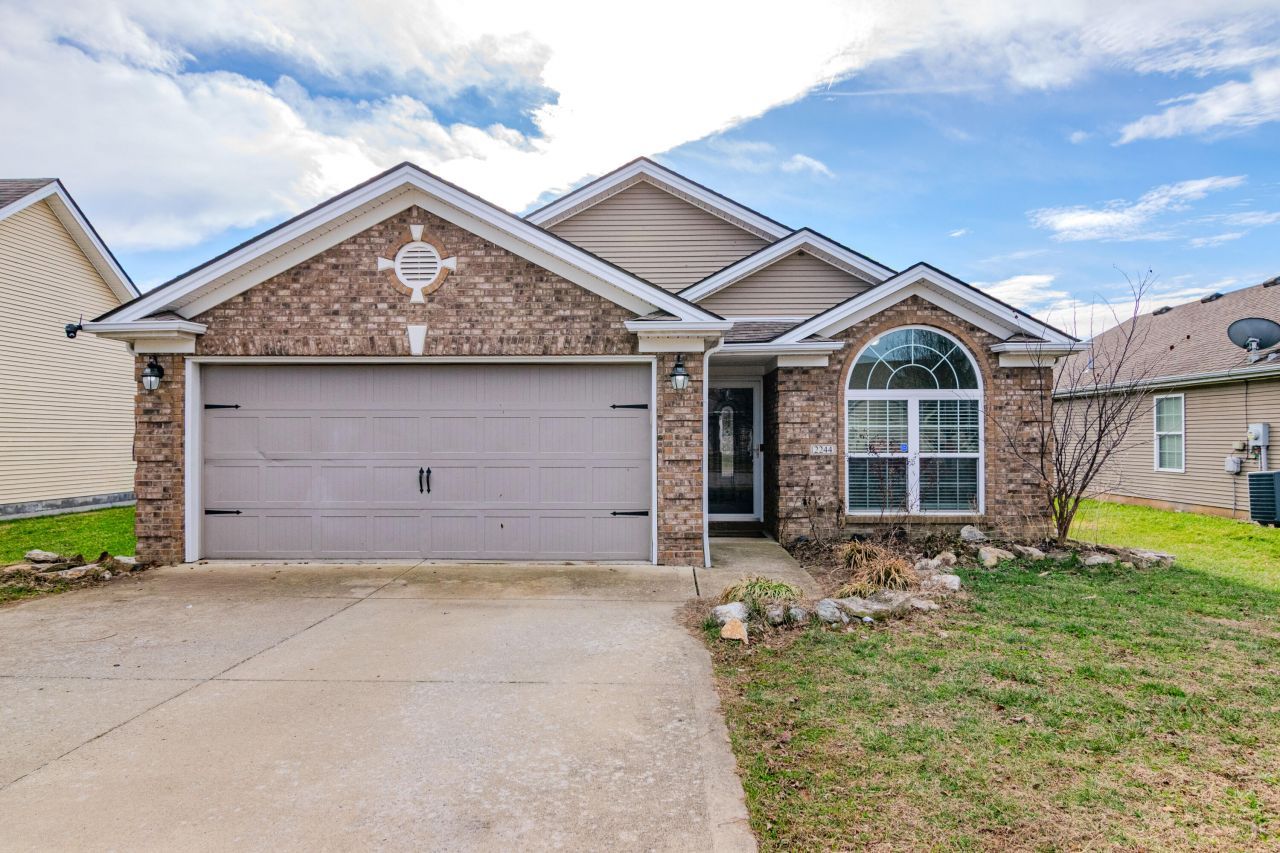 2244 Spurr Road, Lexington, KY 40511 Main Photo