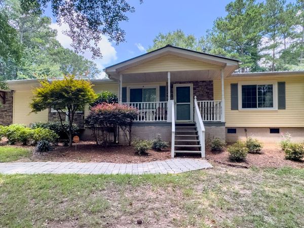 90 Howard Road, Senoia, GA 30276