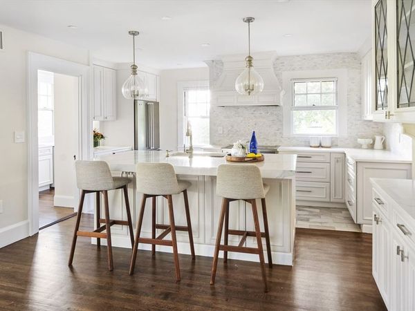 27 Everett Ave, Winchester, MA 01890