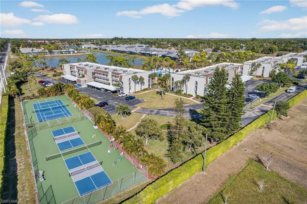 25810 Cockleshell Dr, Unit 315, Bonita Springs, FL 34135 Photo