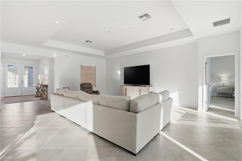 9311 Aqua Overlook Ct, Lehigh Acres, FL 33936 Photo