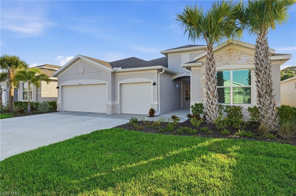 9311 Aqua Overlook Ct, Lehigh Acres, FL 33936 Photo