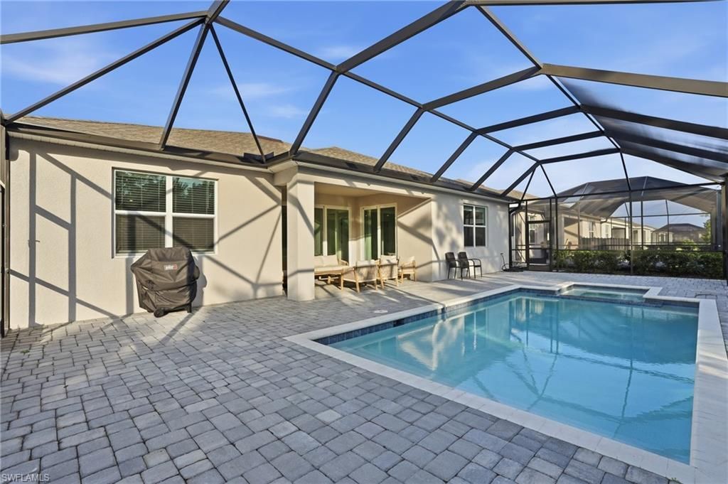 9311 Aqua Overlook Ct, Lehigh Acres, FL 33936 Photo