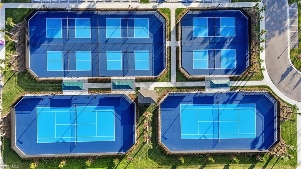 9311 Aqua Overlook Ct, Lehigh Acres, FL 33936 Photo