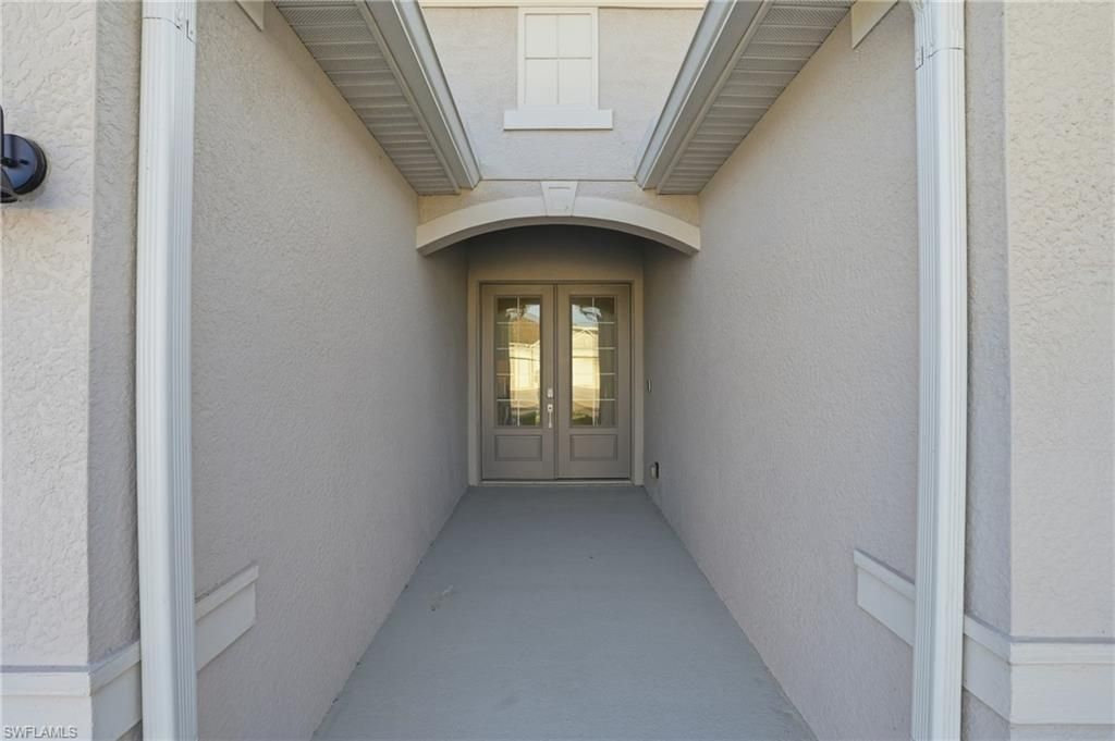 9311 Aqua Overlook Ct, Lehigh Acres, FL 33936 Photo