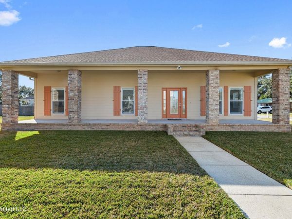 400 S Burke Avenue, Long Beach, MS 39560