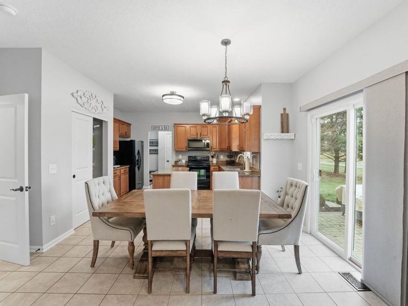 7445 Holderman Street, Lewis Center, OH 43035 Photo 10