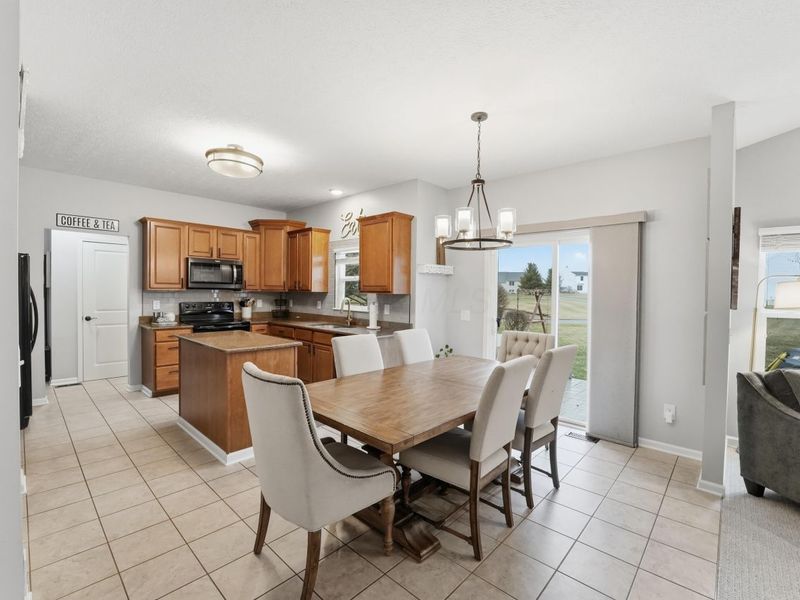 7445 Holderman Street, Lewis Center, OH 43035 Photo 24