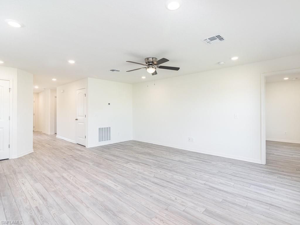 327 Kismet Pkwy E, Cape Coral, FL 33909 Photo