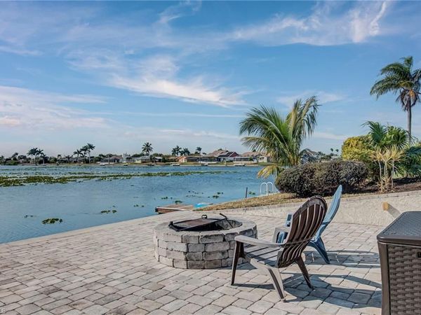 428 SW 35th ST, CAPE CORAL, FL 33914