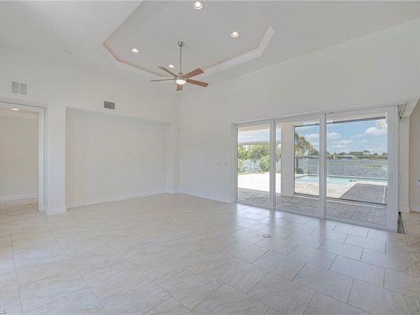 428 SW 35th ST, CAPE CORAL, FL 33914