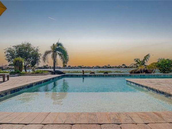 428 SW 35th ST, CAPE CORAL, FL 33914