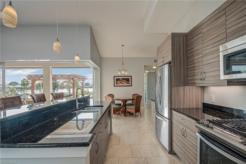 428 SW 35th St, Cape Coral, FL 33914 Photo