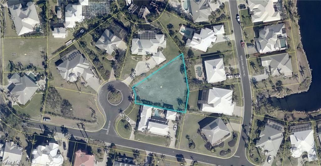 18211 Chesapeake Ct, Fort Myers, FL 33908 Photo