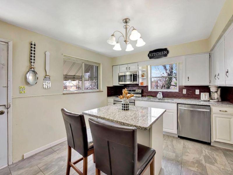 3962 S Fordham Place, Silverton, OH 45213 Photo 11