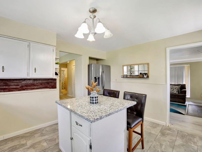 3962 S Fordham Place, Silverton, OH 45213 Photo 13