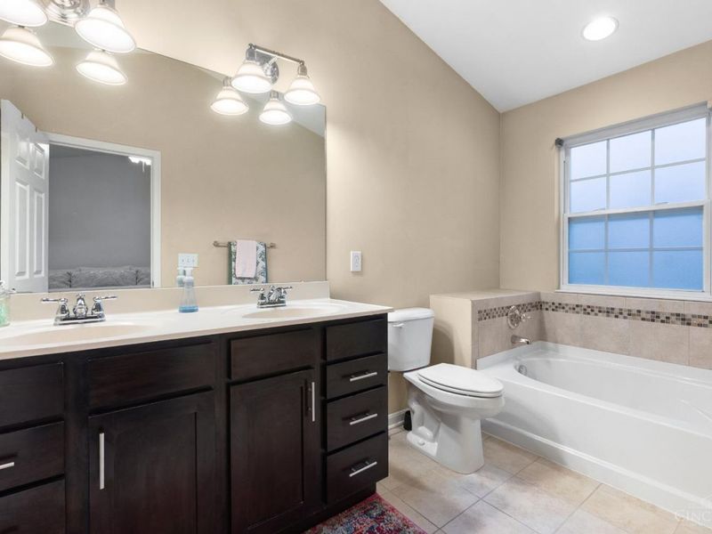 5327 Reserve Circle, Cincinnati, OH 45230 Photo 19