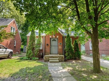 11608 Duchess Street, Detroit, MI 48224