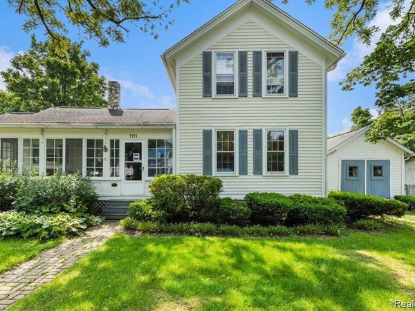 1111 W Park Street, Lapeer, MI 48446