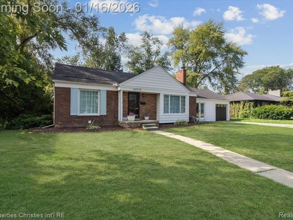 16975 W Fourteen Mile Road, Beverly Hills Vlg, MI 48025