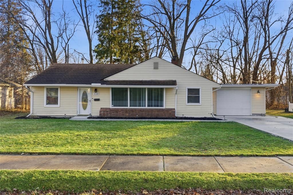 17391 George Washington Drive, Southfield, MI 48075 Main Photo