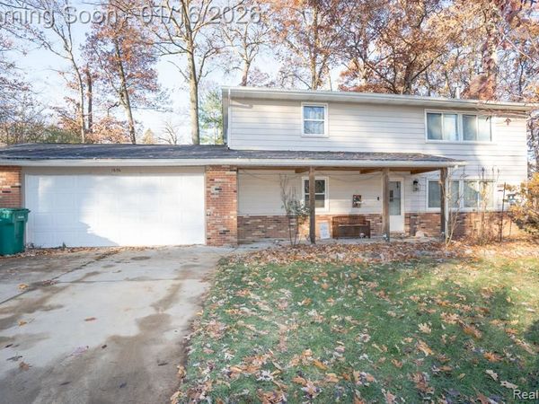 1636 Inner Drive, Ortonville Vlg, MI 48462