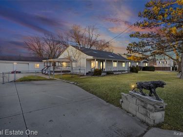 2535 N Telegraph Road, Frenchtown Twp, MI 48162