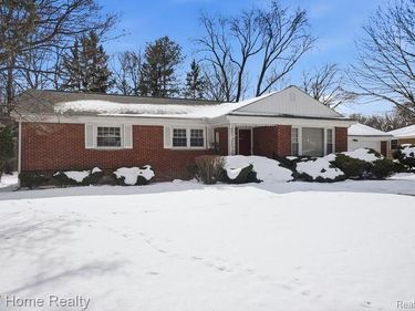 18635 San Diego Boulevard, Lathrup Village, MI 48076