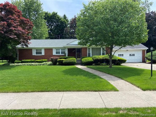 18635 San Diego Boulevard, Lathrup Village, MI 48076