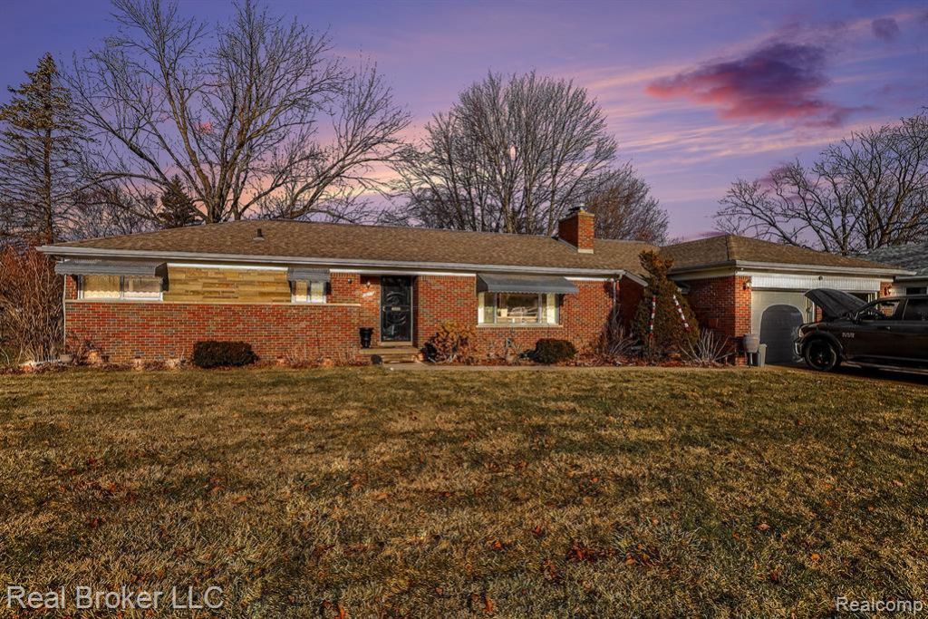 19115 Old Homestead Drive, Harper Woods, MI 48225 Main Photo