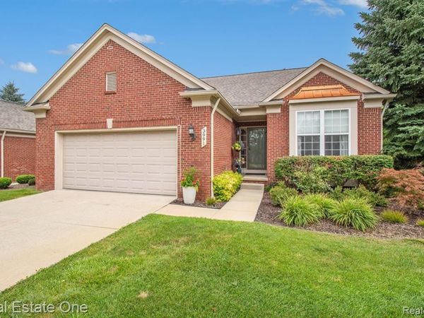 3991 Rainier Drive, Oceola Twp, MI 48843