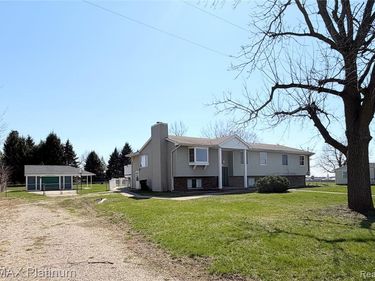 3965 Parsons Road, Howell, MI 48855