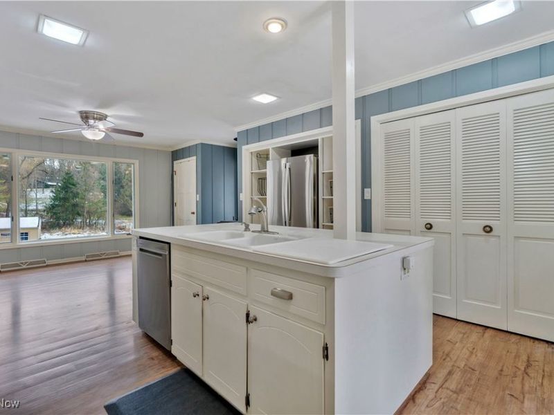 3993 Granger Road, Akron, OH 44333 Photo 10