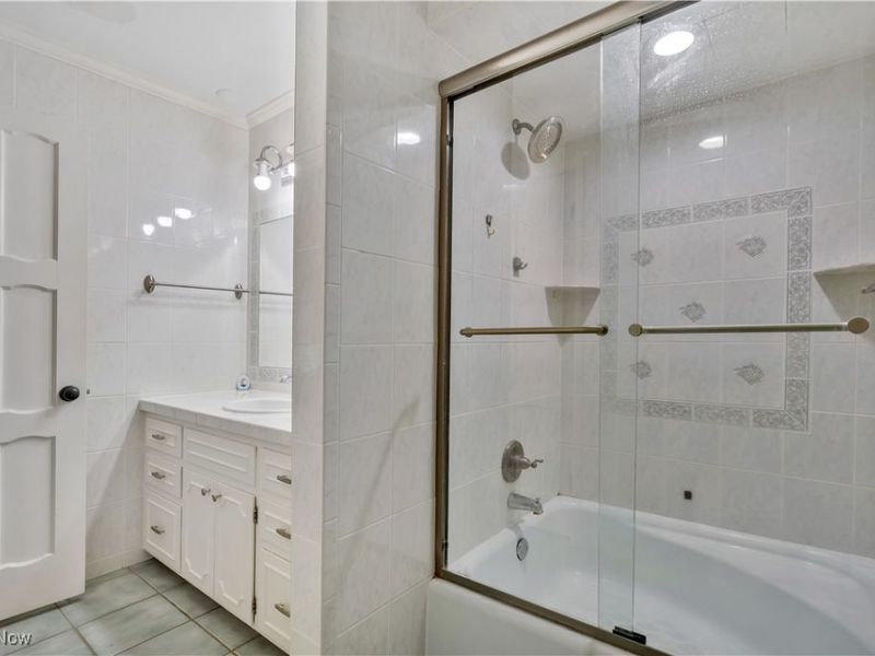 3993 Granger Road, Akron, OH 44333 Photo 20