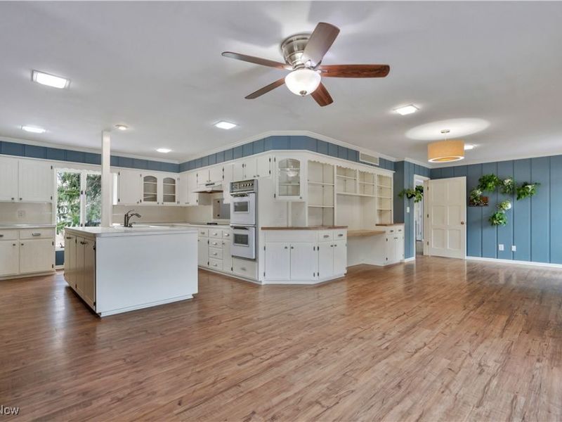 3993 Granger Road, Akron, OH 44333 Photo 8