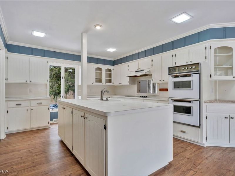 3993 Granger Road, Akron, OH 44333 Photo 9